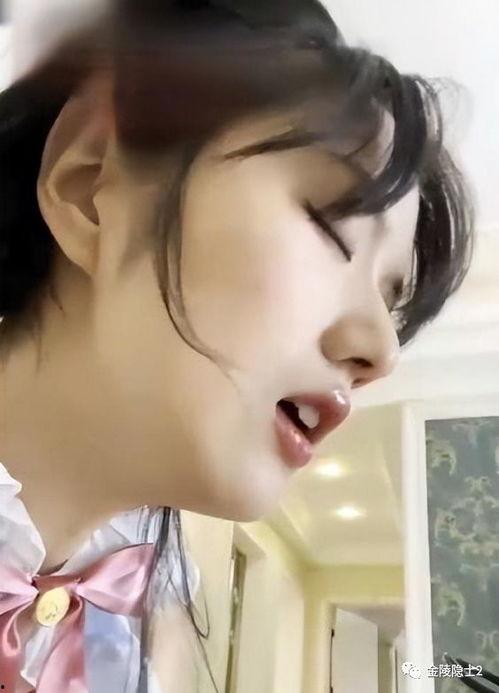 吃瓜网红模特视频下载,揭秘幕后花絮